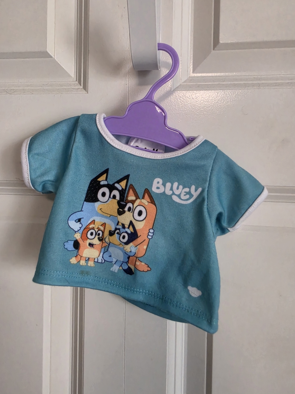 Bluey Family Graphic Tee - Turquoise build a bear stuffie